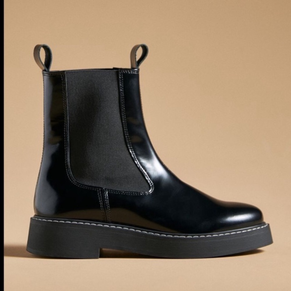 Contrast Stitch Black Leather Boots | Pilcro